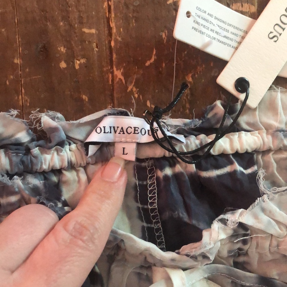 Olivaceous Tie Dye Blouse in Blue Size Large - Picture 2 of 4